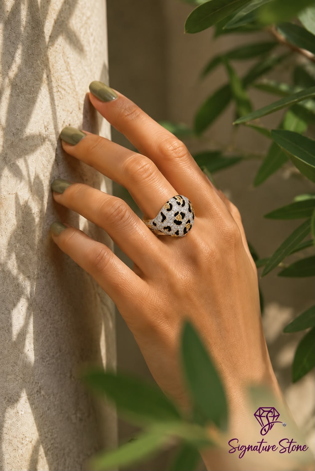 DiamoRa diamond ring design 2 - SignatureStone